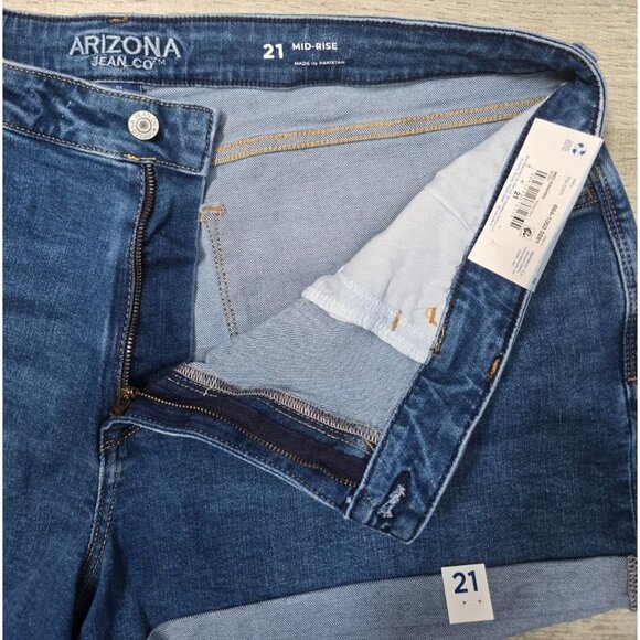 Arizona Jeans Juniors Button Fly Hi-Rise Blue Denim 4" Cuffed Shorts - Picture 4 of 5